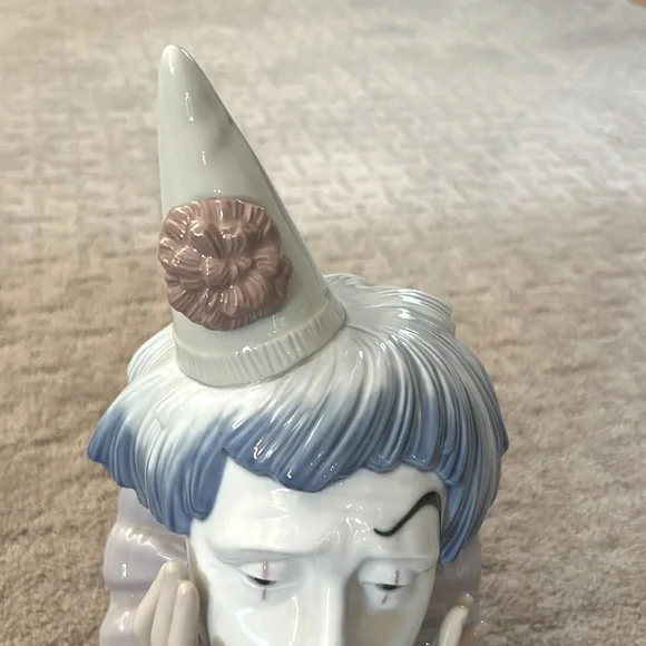Lladró Jester Pensive Clown 12.5" Figurine Sculpture 5129 Retired MINT Condition - Picture 5 of 7